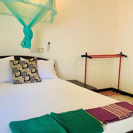 Lal Home Stay シギリヤ エクステリア 写真