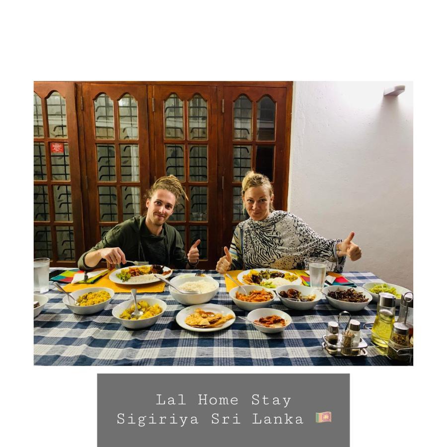 Lal Home Stay シギリヤ エクステリア 写真